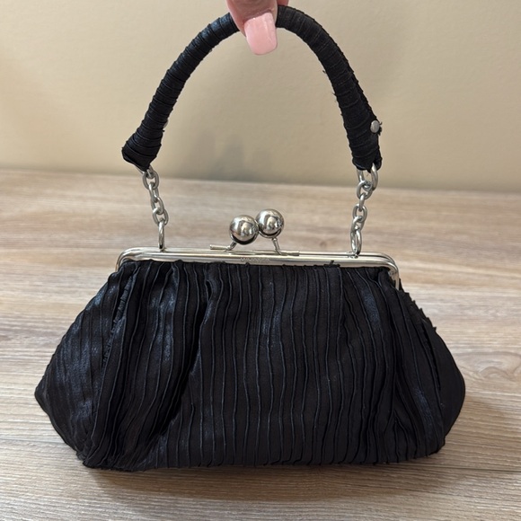 Unlisted evening bag black pleated fabric with handle - Picture 1 of 6